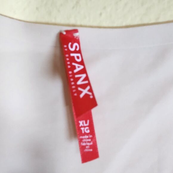 Spanx Thinstincts Tank Top Women XLarge Nude Beige Smoothing Shapewear Camisole - Picture 2 of 8